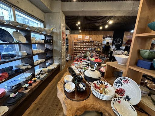 台東区で見つけた!最高の近くの食器屋さん en Taitō-ku