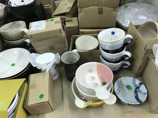 (株)梅屋 食器卸